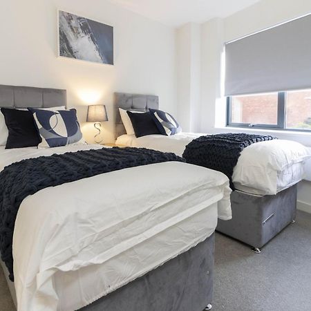 Appartement Linacre 11 - Modern 2 Bed Behind The Cathedral With Free Parking And Fast Wifi à Exeter Extérieur photo