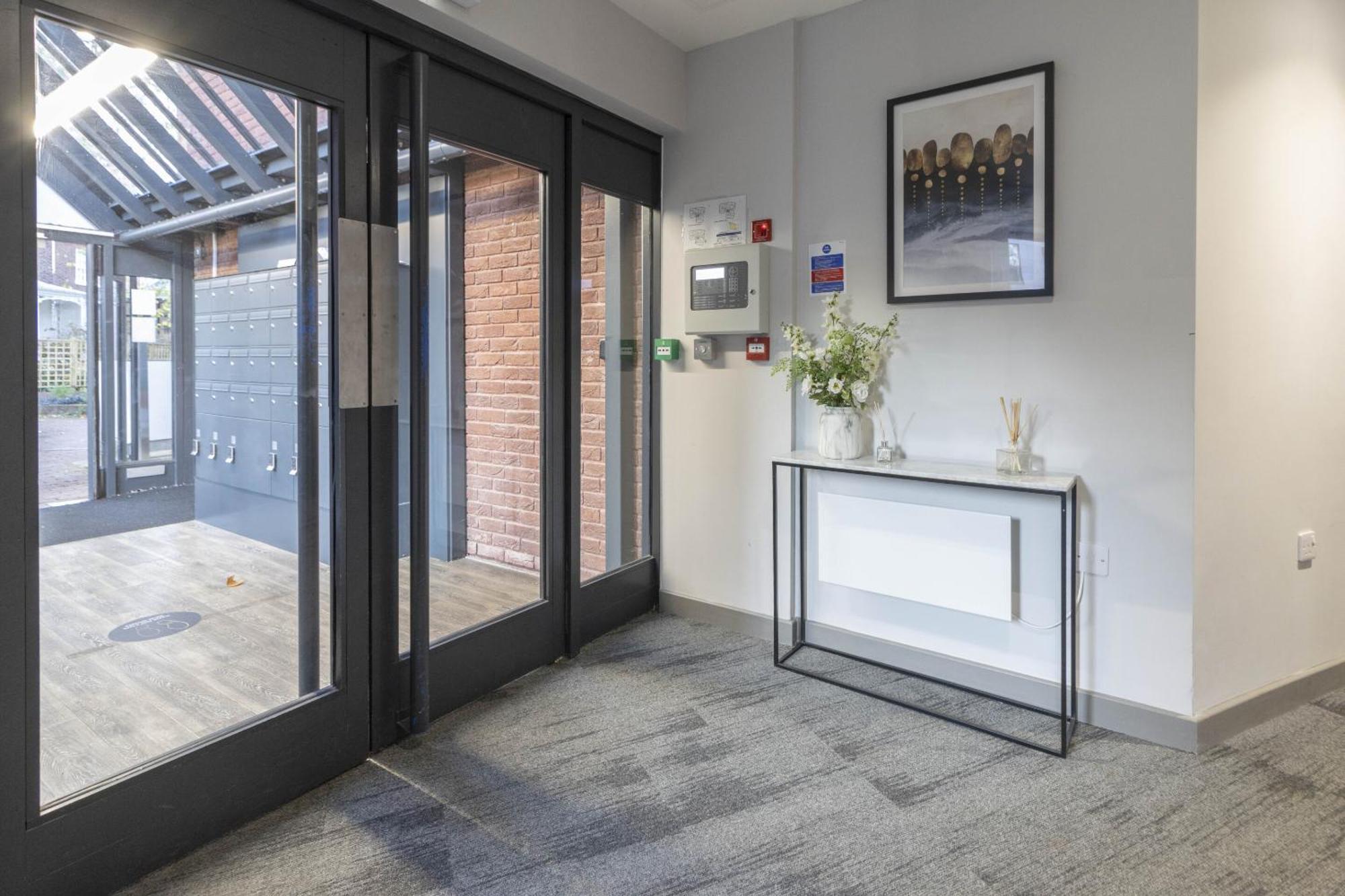 Appartement Linacre 11 - Modern 2 Bed Behind The Cathedral With Free Parking And Fast Wifi à Exeter Extérieur photo