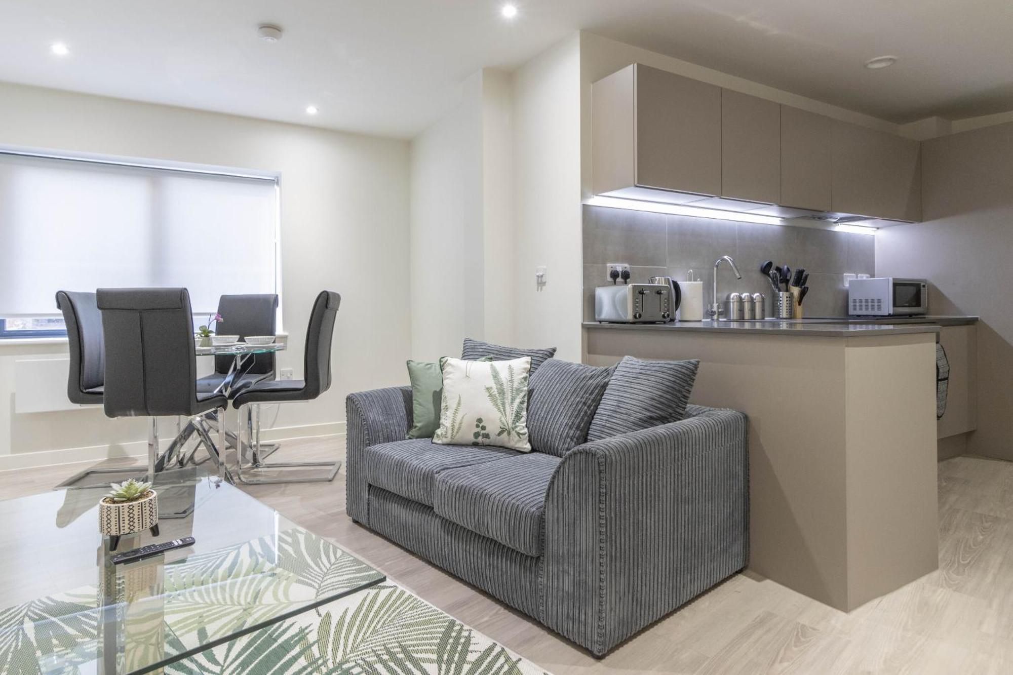 Appartement Linacre 11 - Modern 2 Bed Behind The Cathedral With Free Parking And Fast Wifi à Exeter Extérieur photo